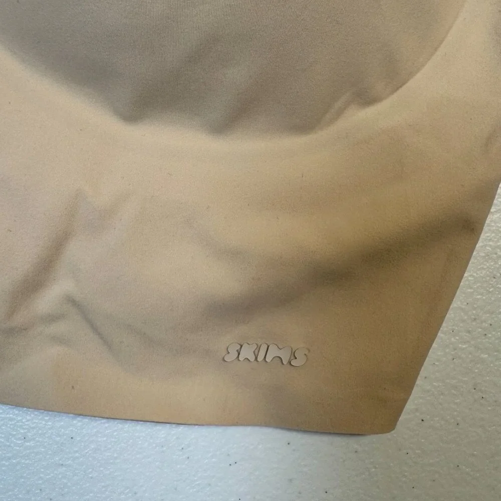 NWT Skims Nude Bra M - DD Women's Bra Intimates Stretchy With Cups Non Wired - Picture 6 of 6